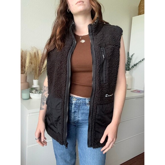Champion | Black‎ Sherpa Zip-Up Vest | Cozy Fleece Layer | Size Large - Picture 2 of 9